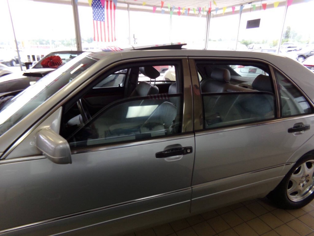 1997 Mercedes-Benz S-Class Image 88