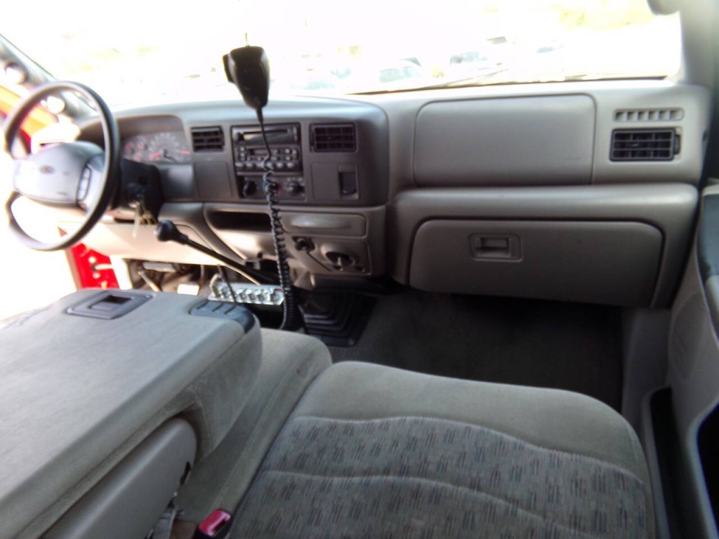 2000 Ford F-350 Image 39