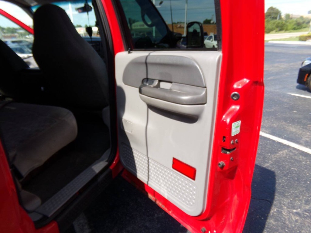 2000 Ford F-350 Image 41