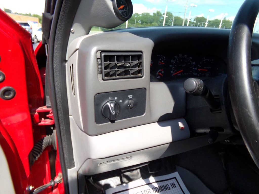 2000 Ford F-350 Image 63