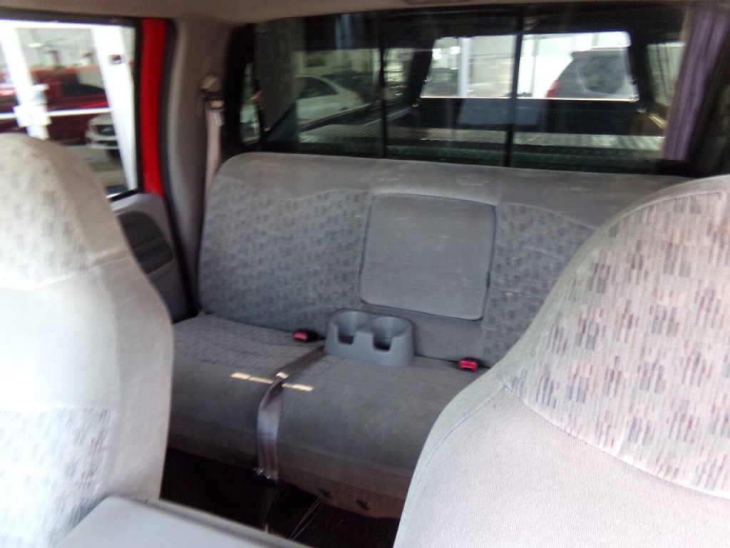 2000 Ford F-350 Image 70