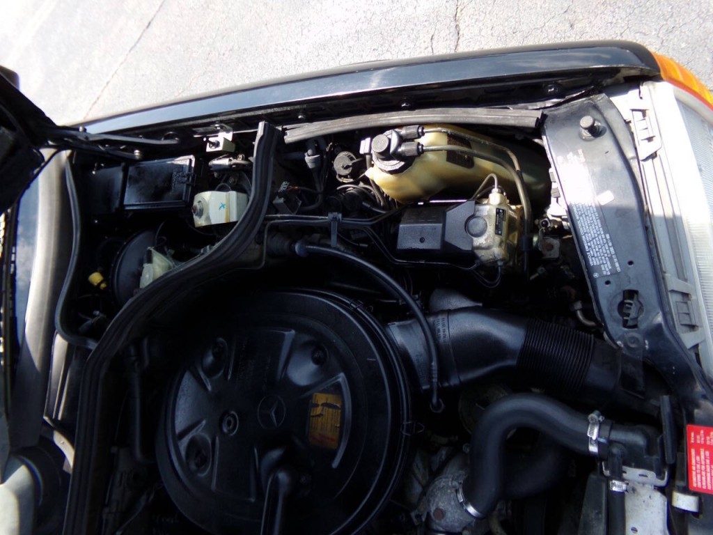 1990 Mercedes-Benz 300-Class Image 53