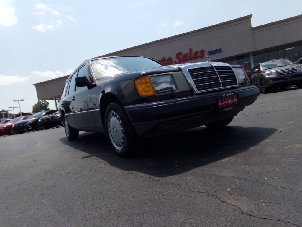 1990 Mercedes-Benz 300-Class Image 62