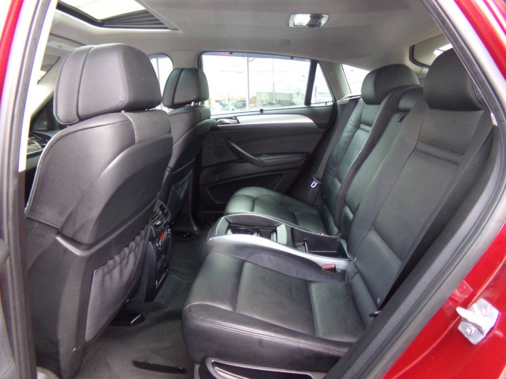 2013 BMW X6 Image 14