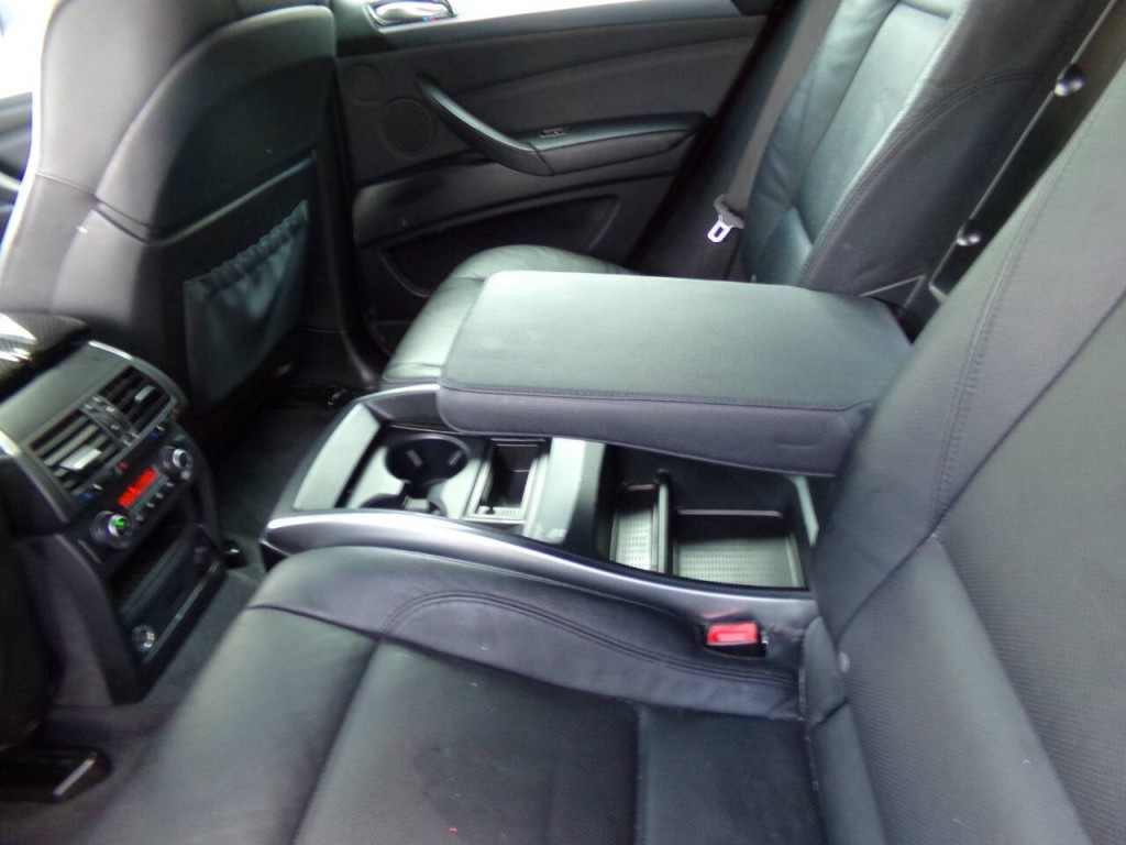 2013 BMW X6 Image 16
