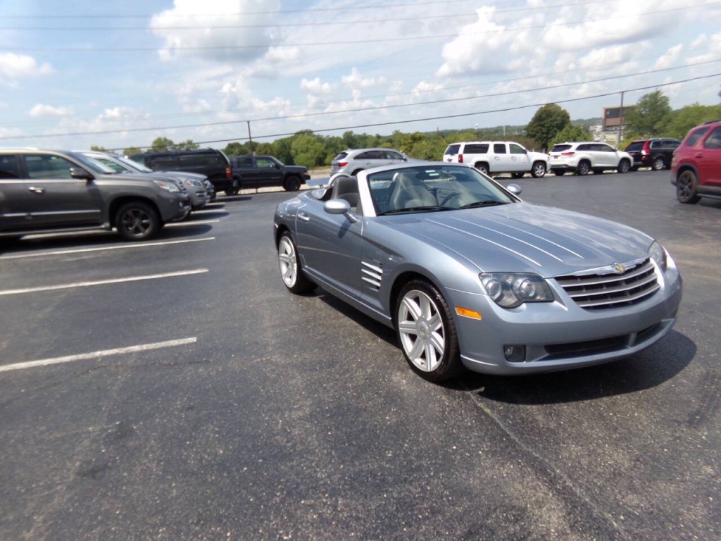 2005 Chrysler Crossfire Image 5