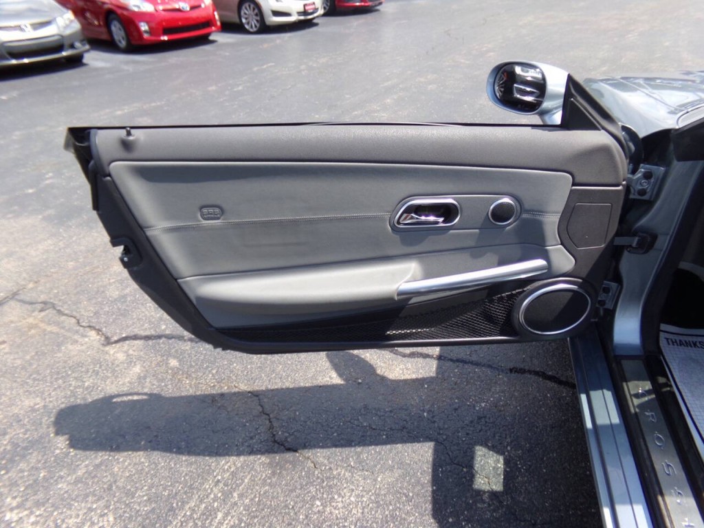 2005 Chrysler Crossfire Image 14