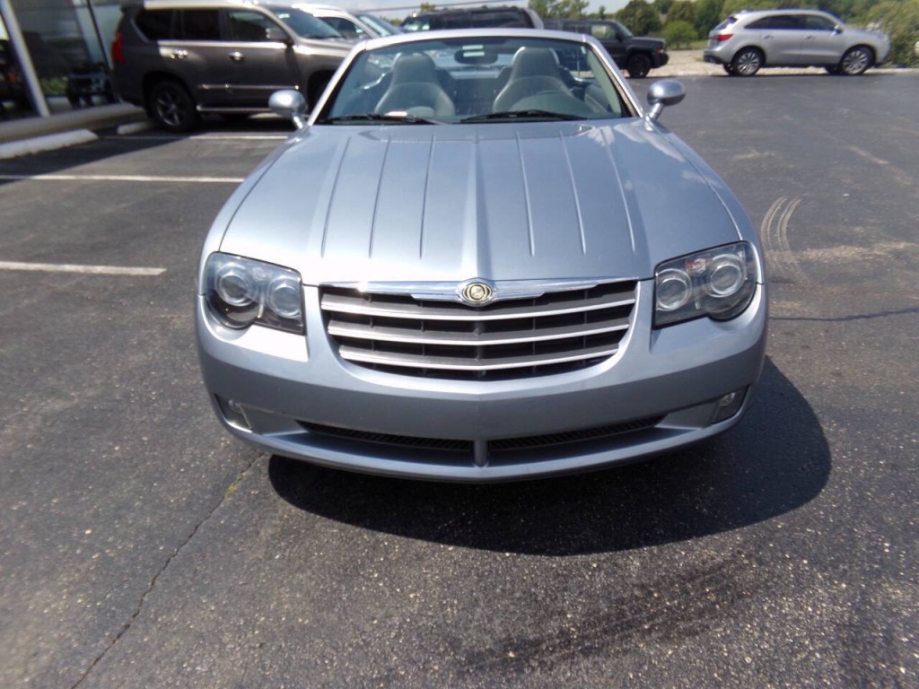 2005 Chrysler Crossfire Image 39