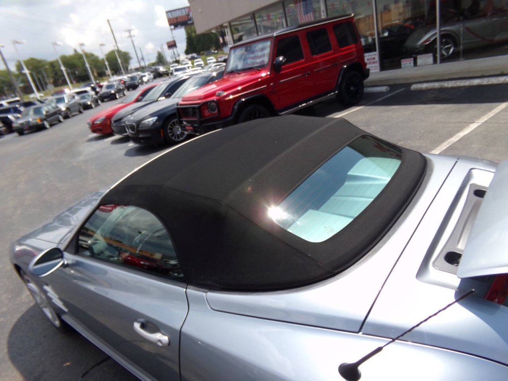 2005 Chrysler Crossfire Image 42