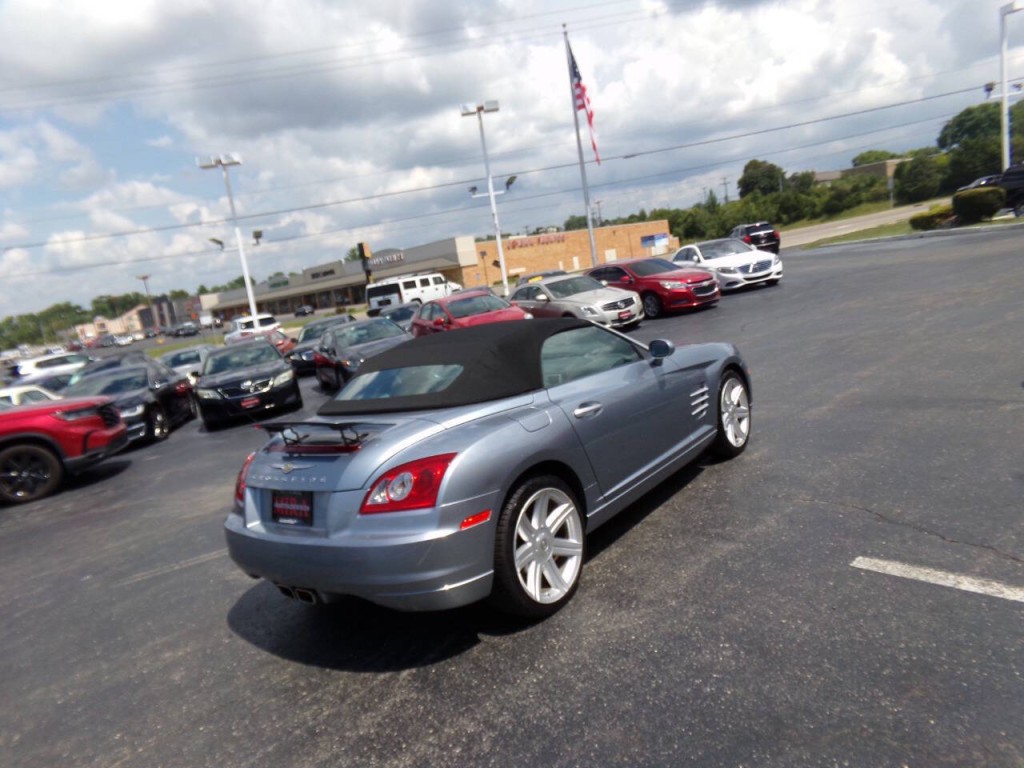 2005 Chrysler Crossfire Image 45