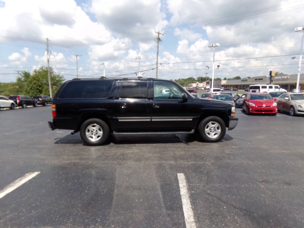2005 Chevrolet Suburban Image 6