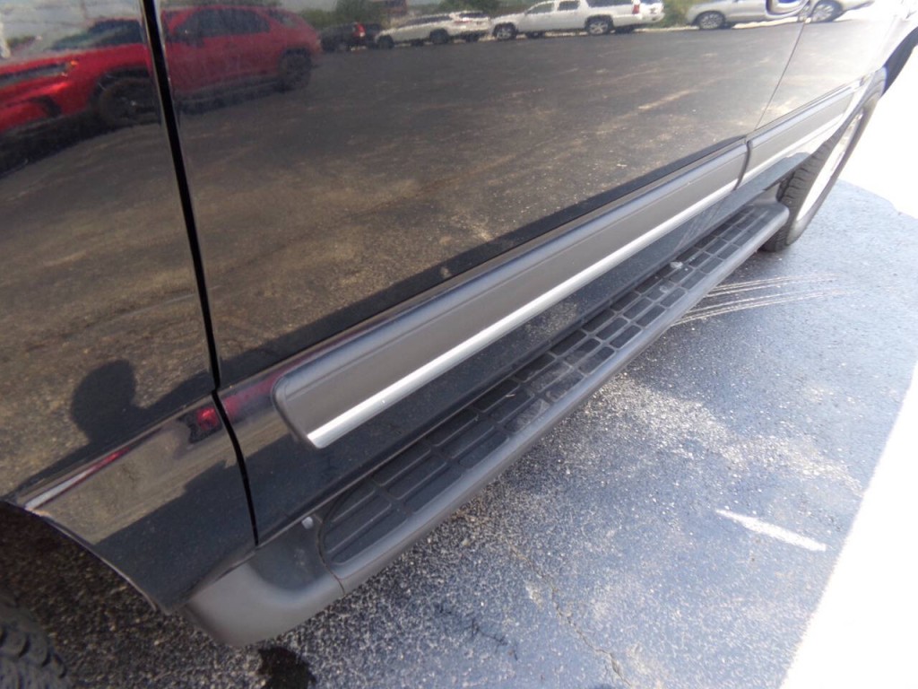 2005 Chevrolet Suburban Image 42