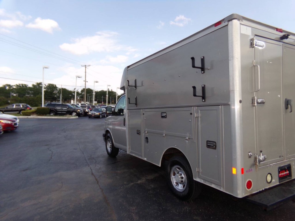 2008 Chevrolet Express Image 44