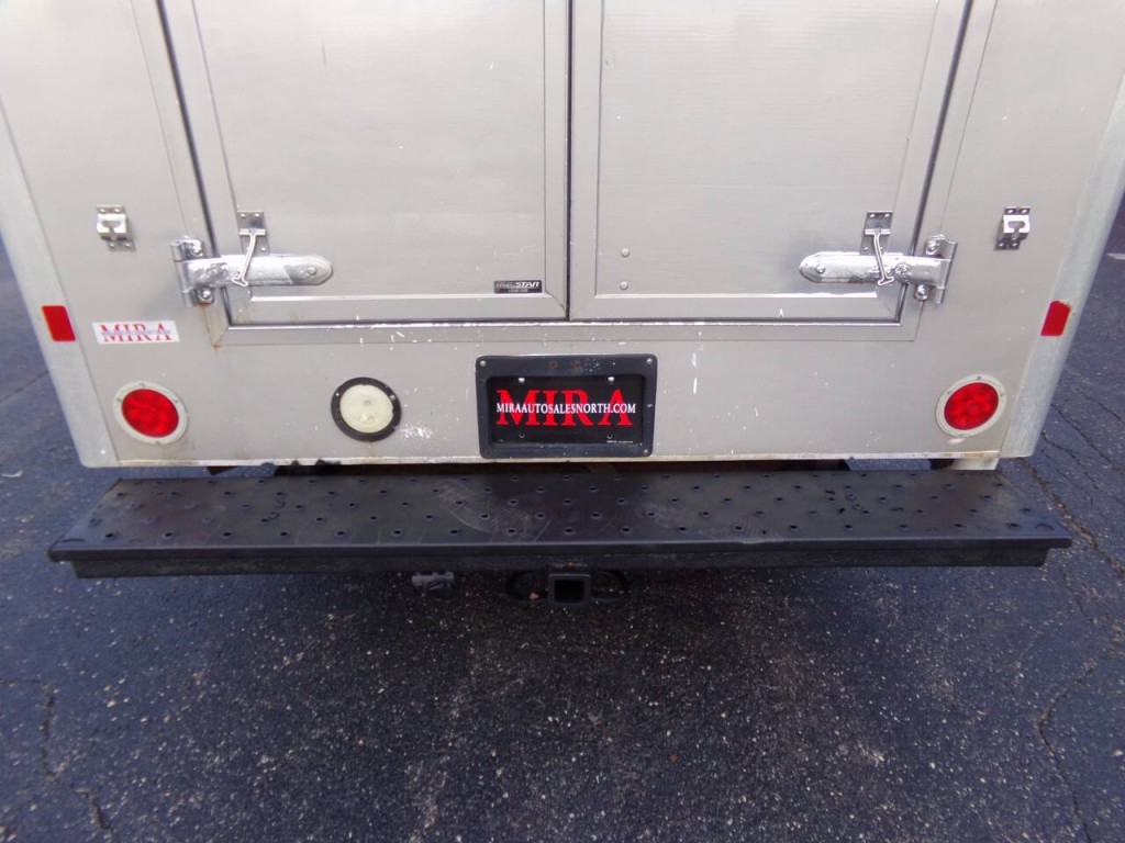 2008 Chevrolet Express Image 45