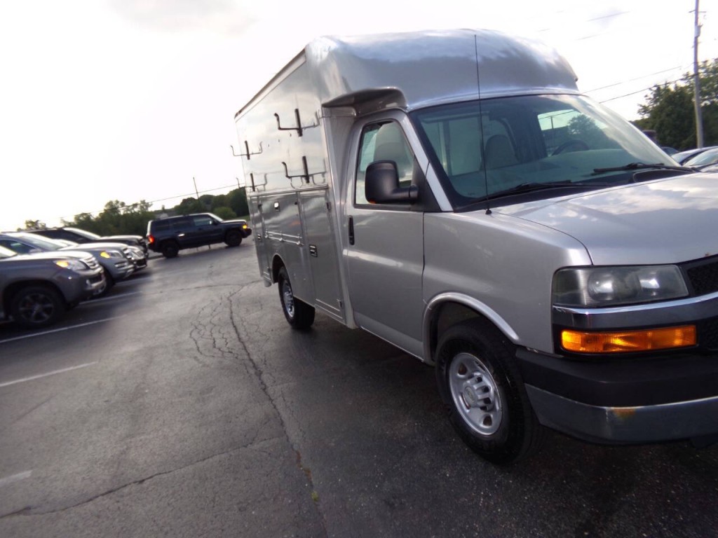 2008 Chevrolet Express Image 50