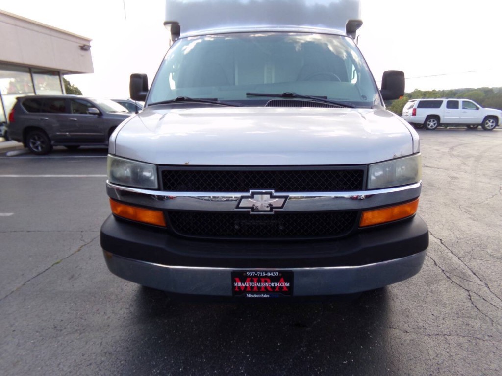 2008 Chevrolet Express Image 51