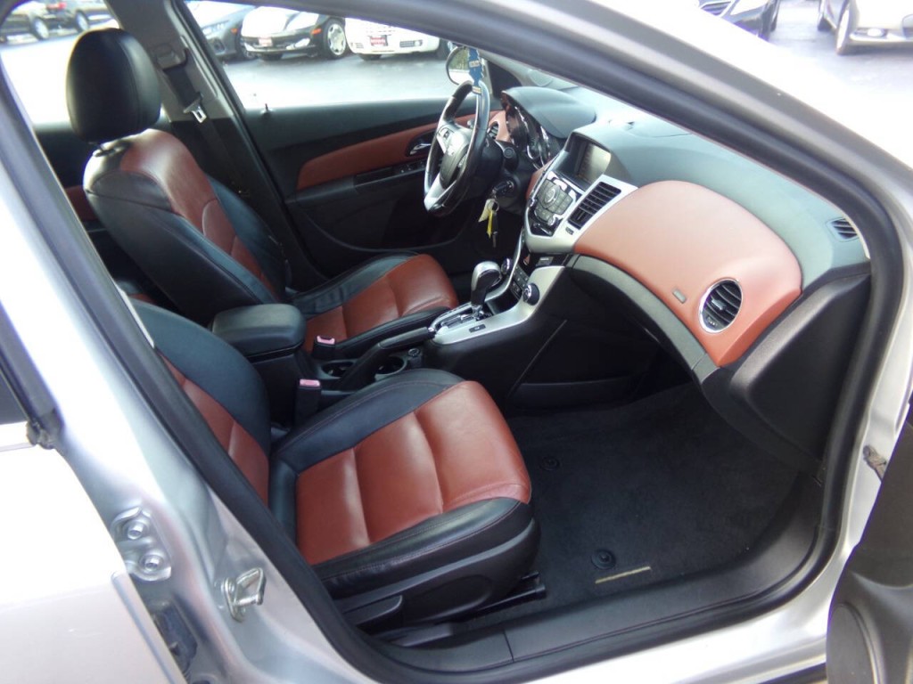 2014 Chevrolet Cruze Image 27