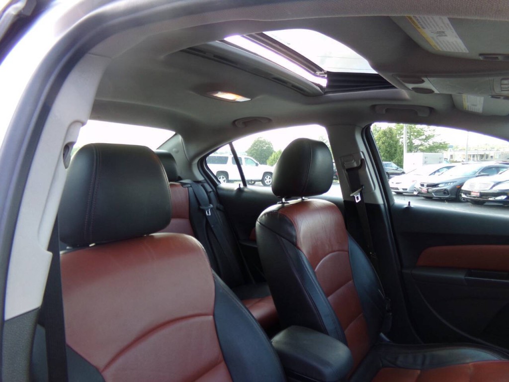 2014 Chevrolet Cruze Image 29