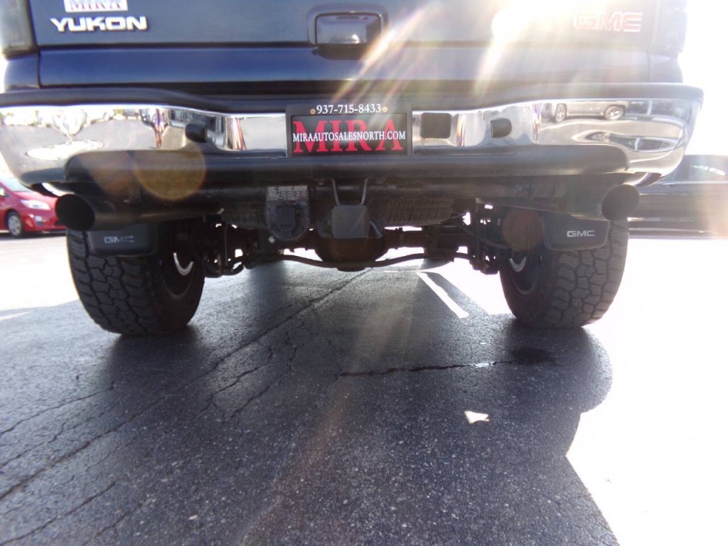 2003 GMC Yukon Image 52