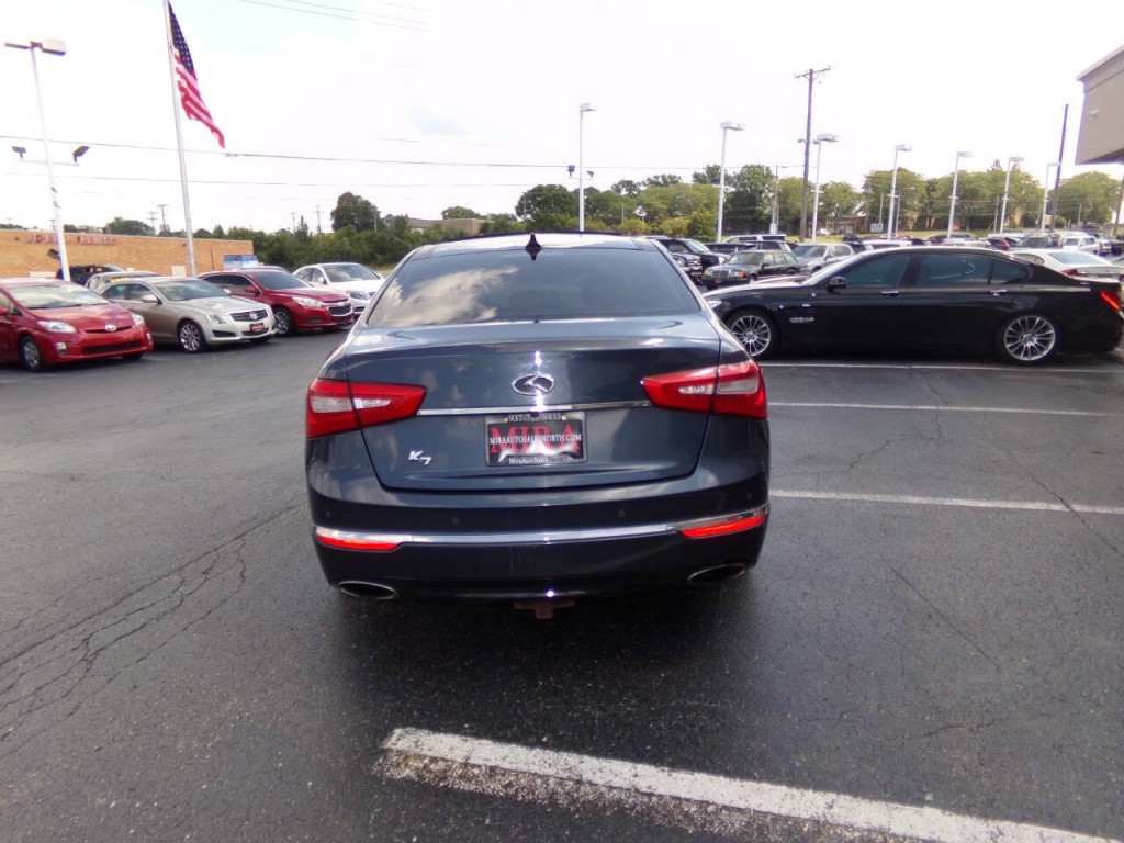 2015 Kia Cadenza Image 9
