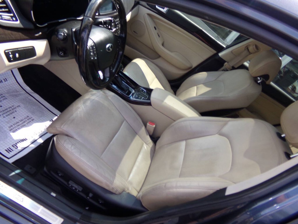 2015 Kia Cadenza Image 14