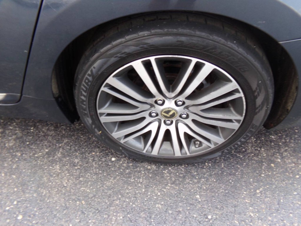 2015 Kia Cadenza Image 39