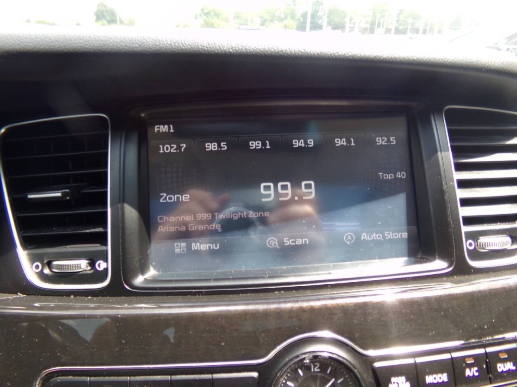 2015 Kia Cadenza Image 65