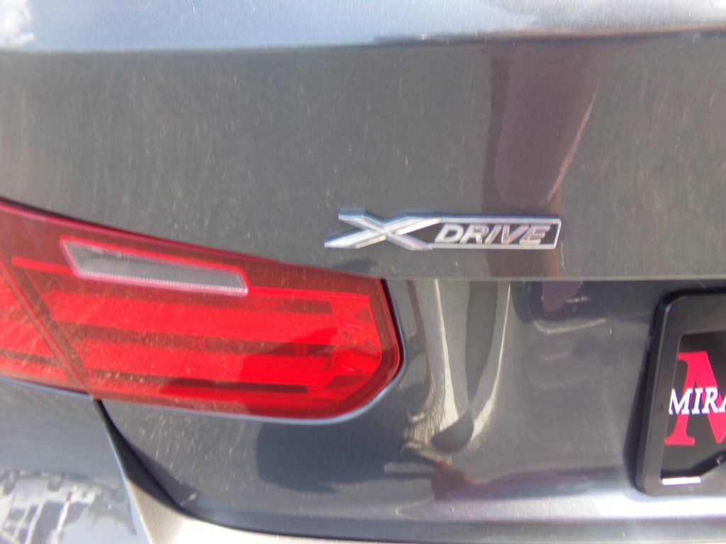 2013 BMW 3 Series Image 43