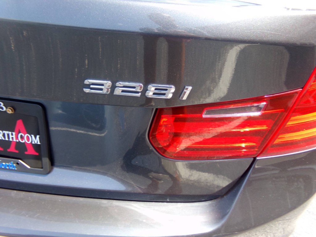 2013 BMW 3 Series Image 44