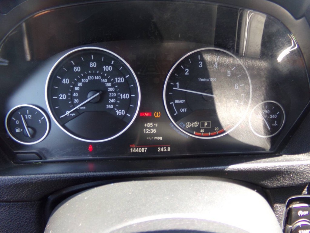 2013 BMW 3 Series Image 54
