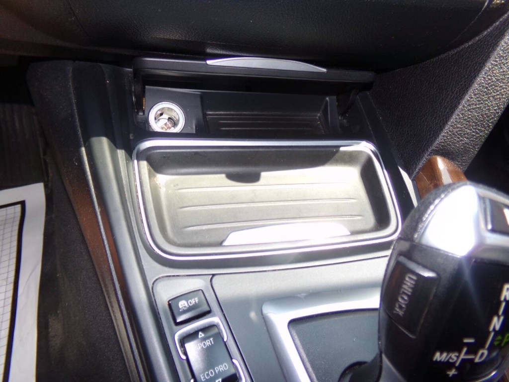 2013 BMW 3 Series Image 59