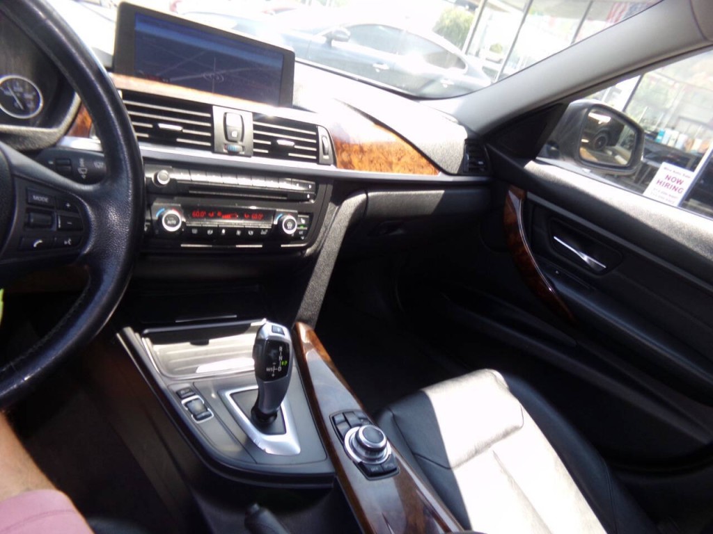 2013 BMW 3 Series Image 66