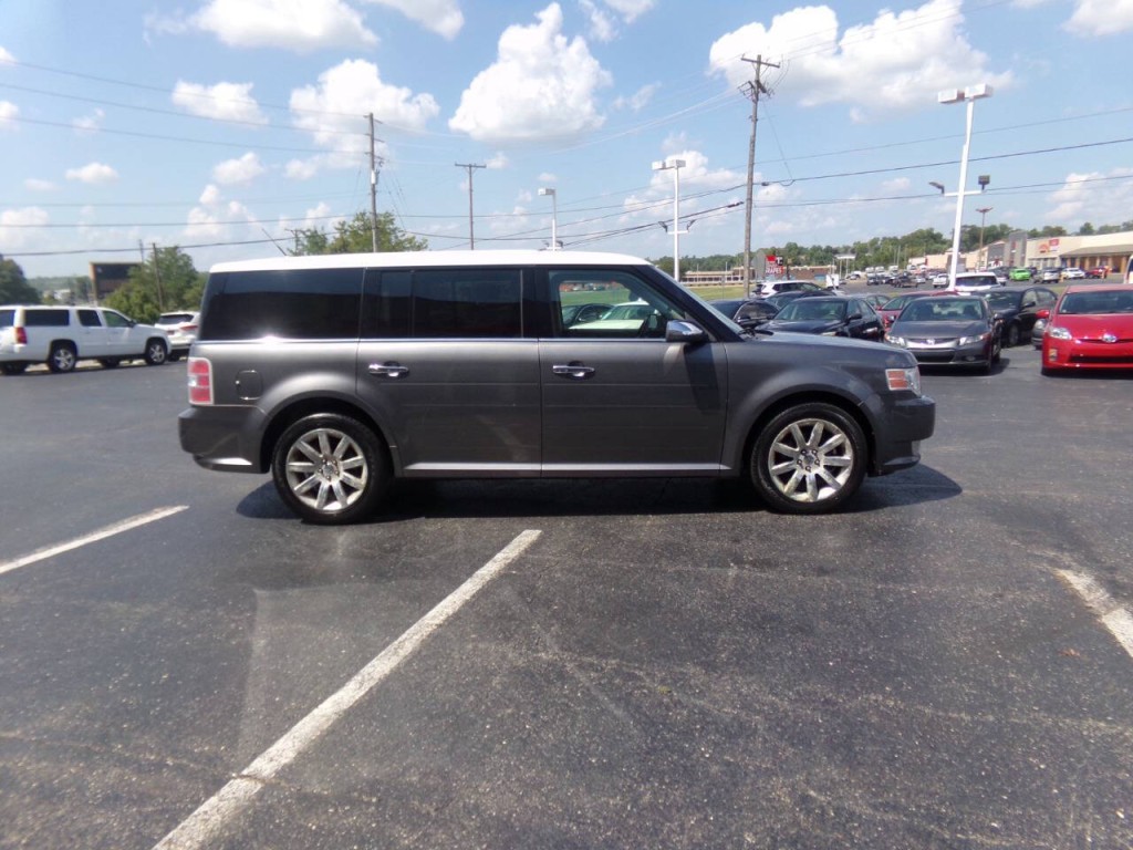 2010 Ford Flex Image 6