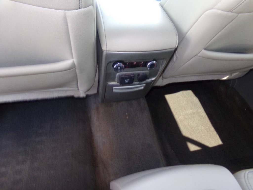 2010 Ford Flex Image 18