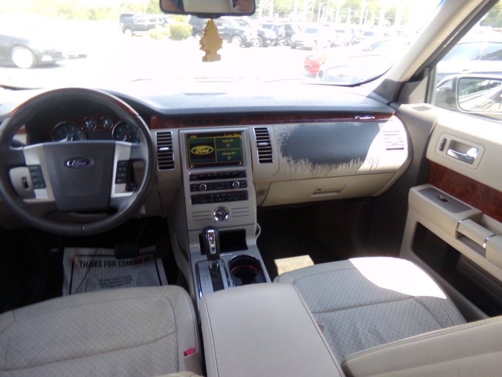 2010 Ford Flex Image 19