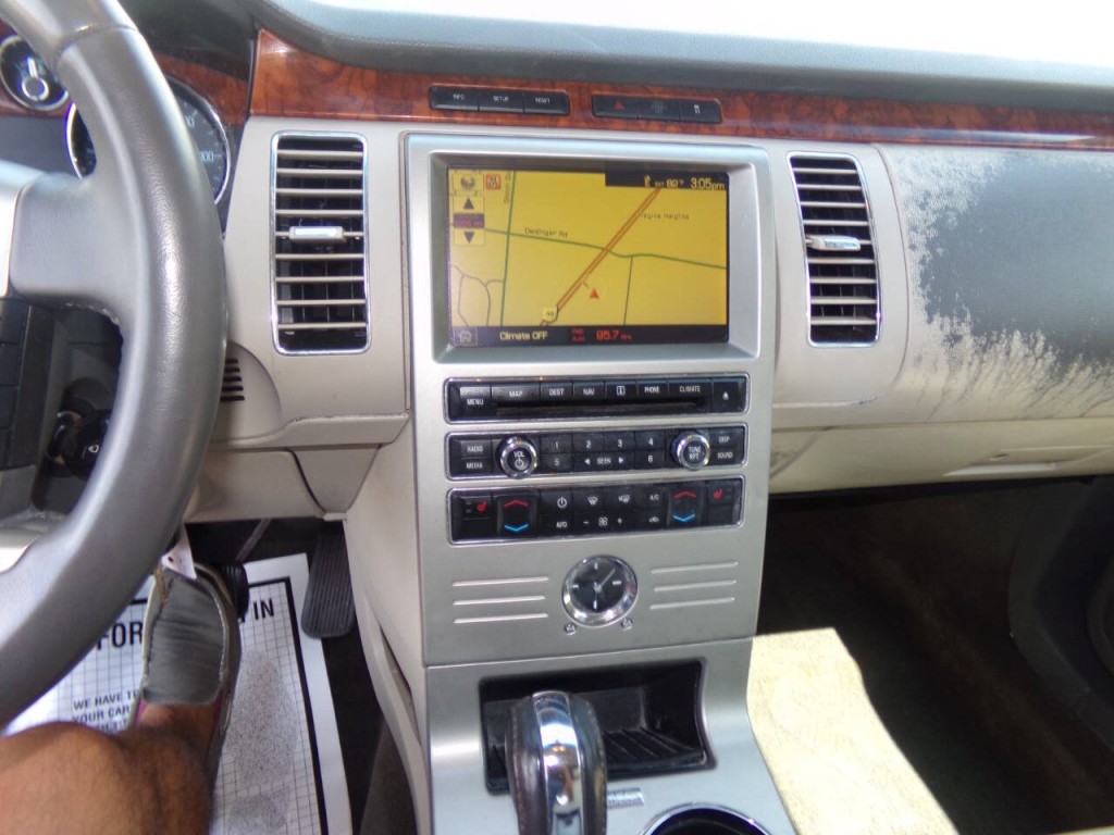 2010 Ford Flex Image 57