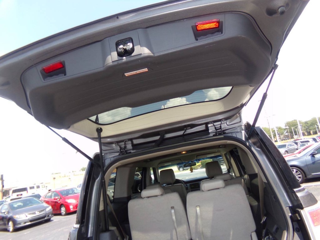 2010 Ford Flex Image 25