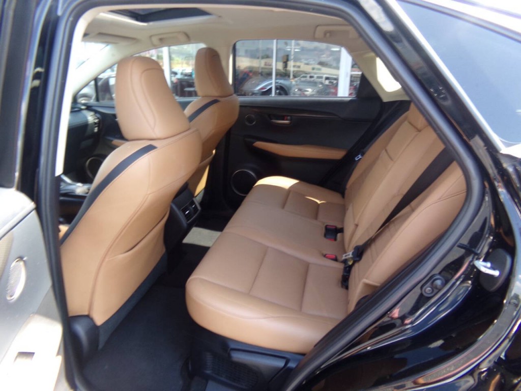 2015 Lexus NX 200t Image 15