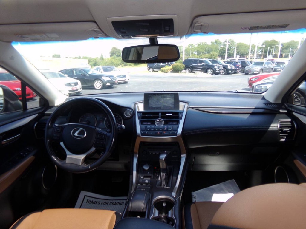 2015 Lexus NX 200t Image 29