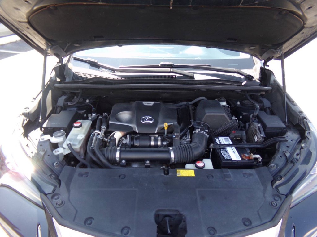 2015 Lexus NX 200t Image 35