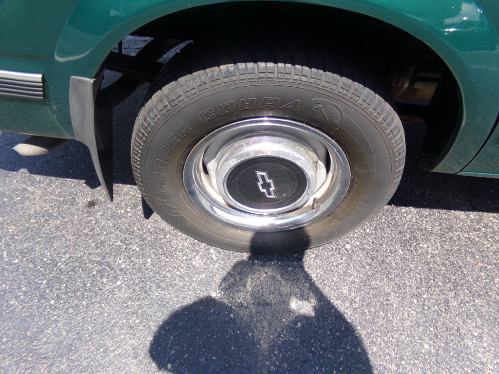 1998 Chevrolet Astro Image 49