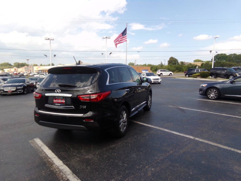2013 INFINITI JX35 Image 6