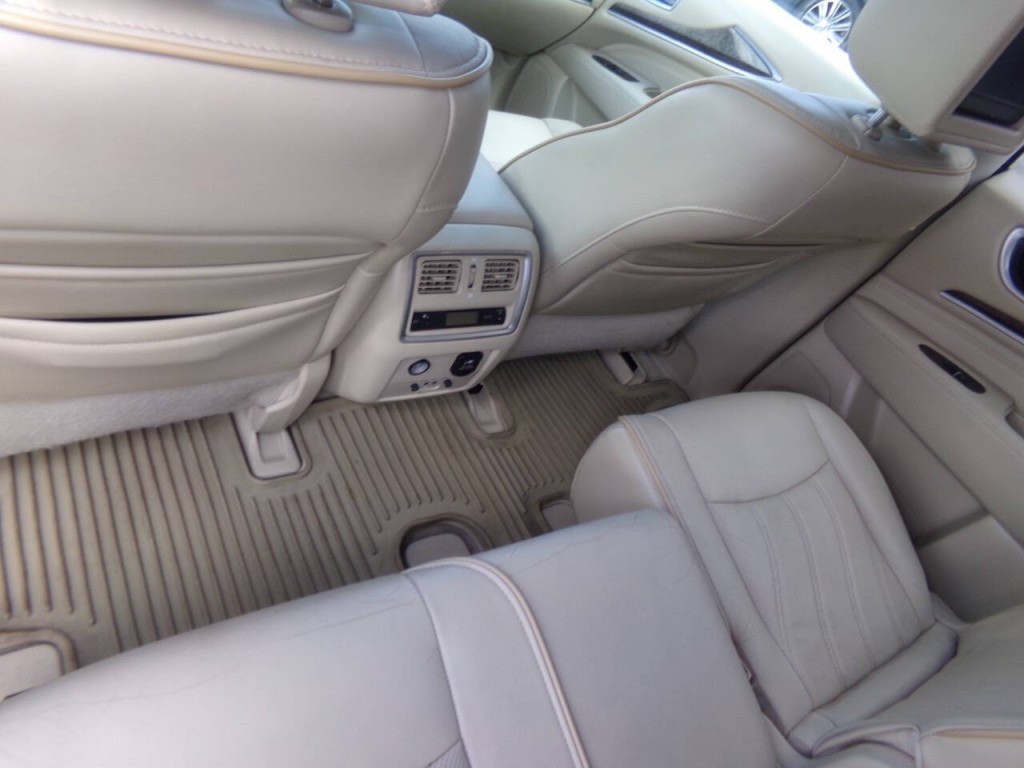 2013 INFINITI JX35 Image 16