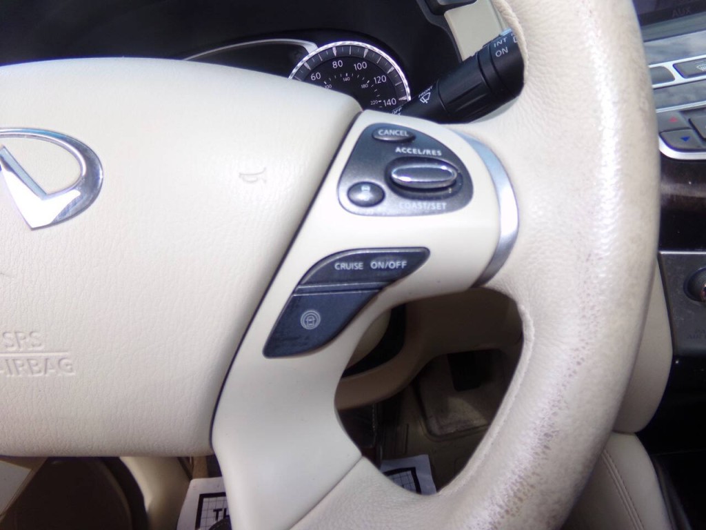 2013 INFINITI JX35 Image 58