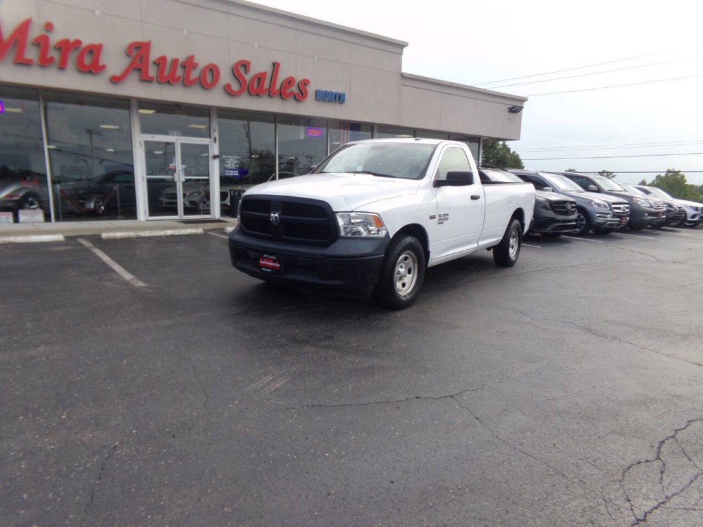 2019 RAM 1500 Image 3