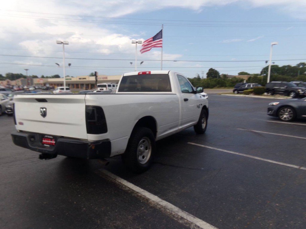 2019 RAM 1500 Image 7