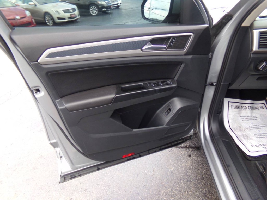 2021 Volkswagen Atlas Image 12