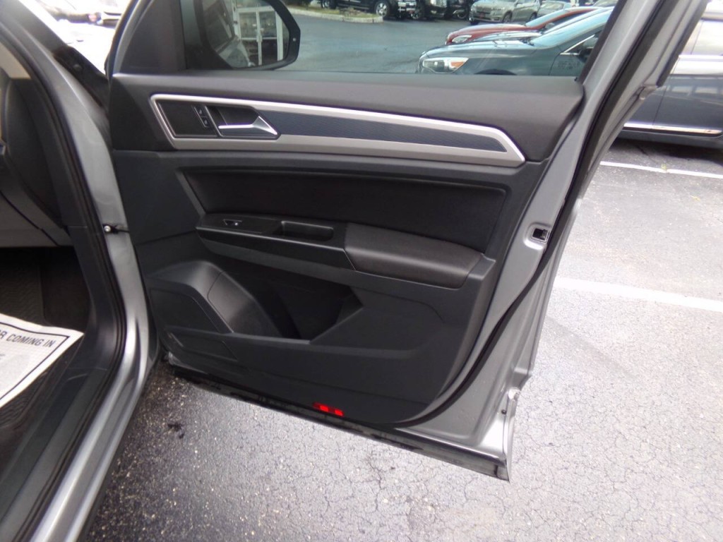 2021 Volkswagen Atlas Image 35