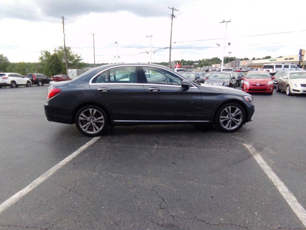 2016 Mercedes-Benz C-Class Image 5
