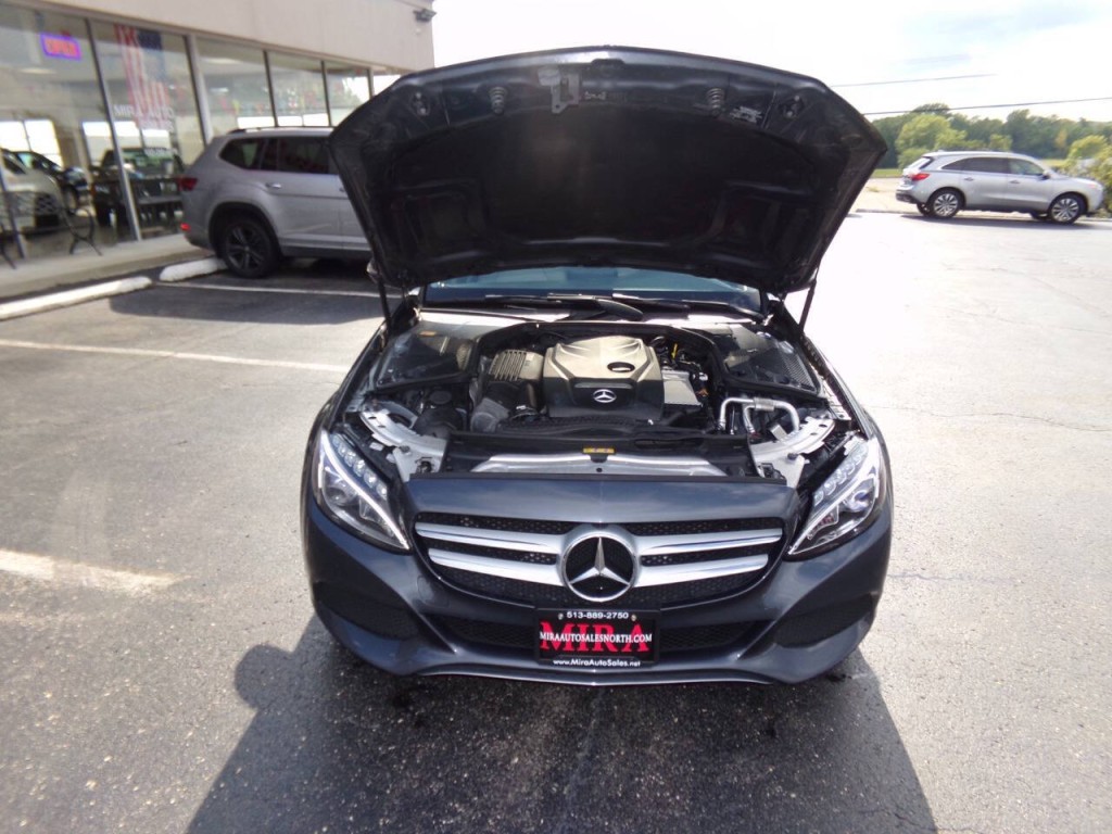 2016 Mercedes-Benz C-Class Image 34